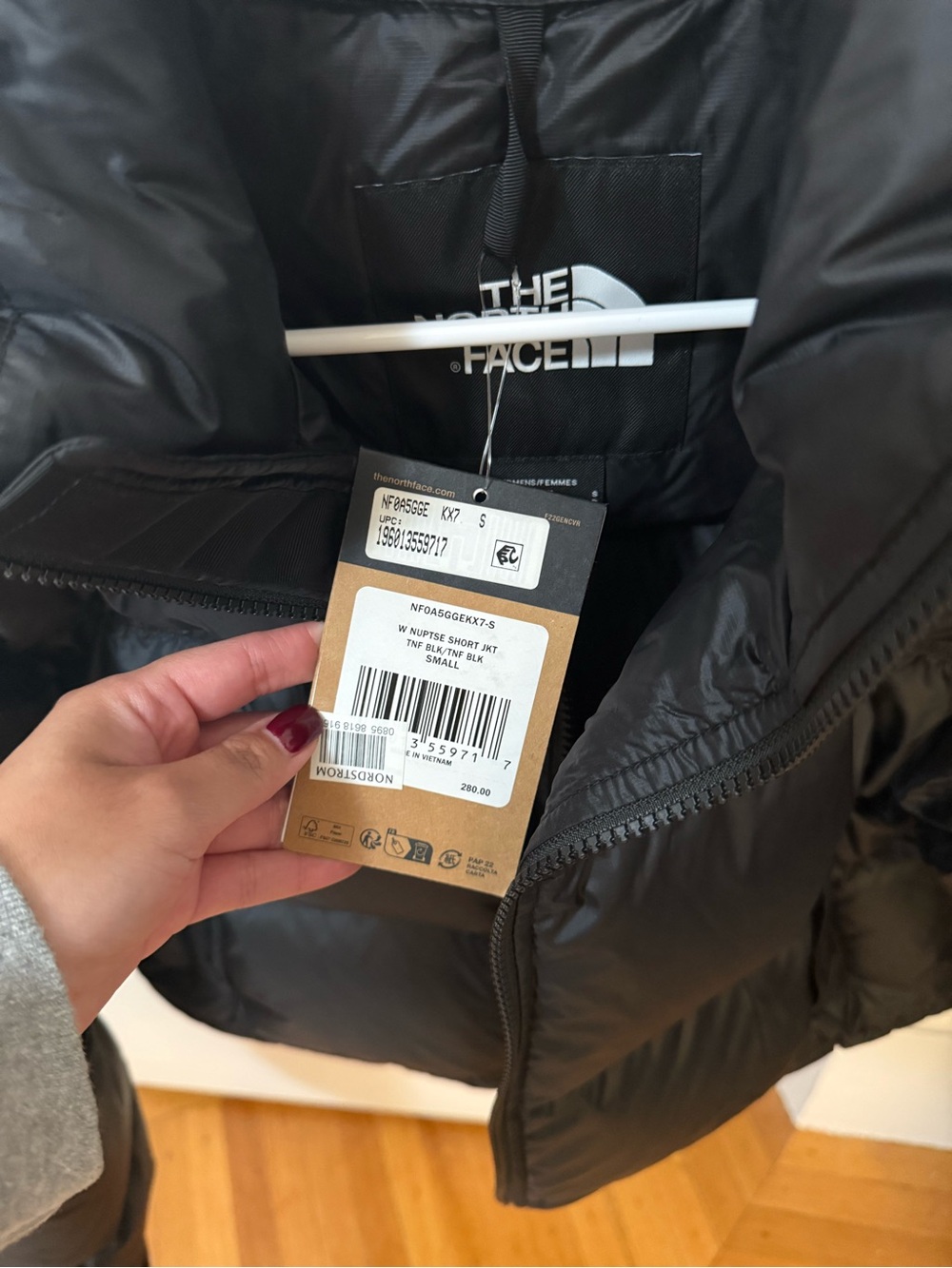 Northface Women’s Nupste Short Jacket - Picture 4 of 5